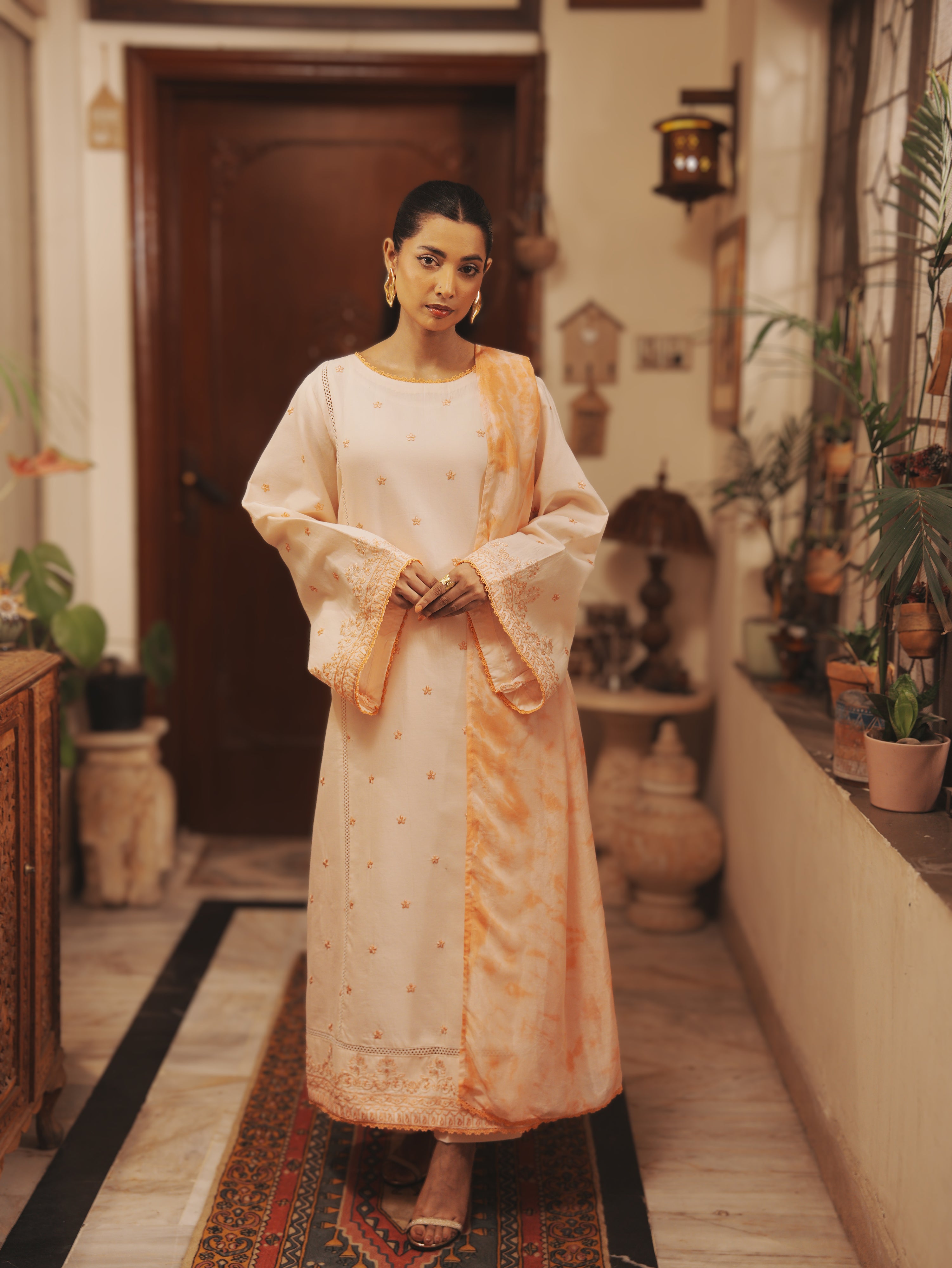 L01 - Soft Peach